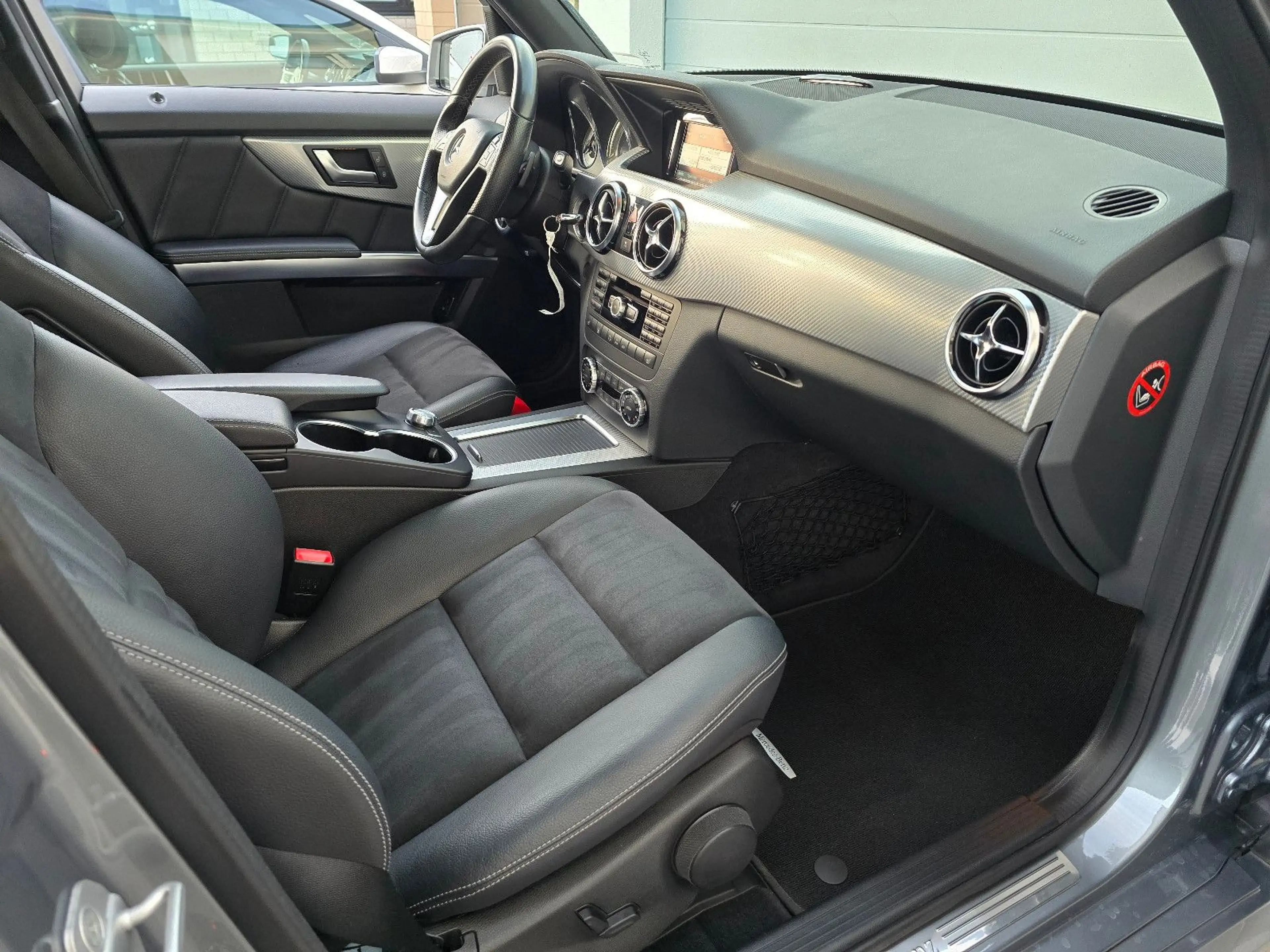 Mercedes-Benz GLK 220 CDI BlueEfficiency 4Matic*Navi*Bi-Xenon* — photo 12
