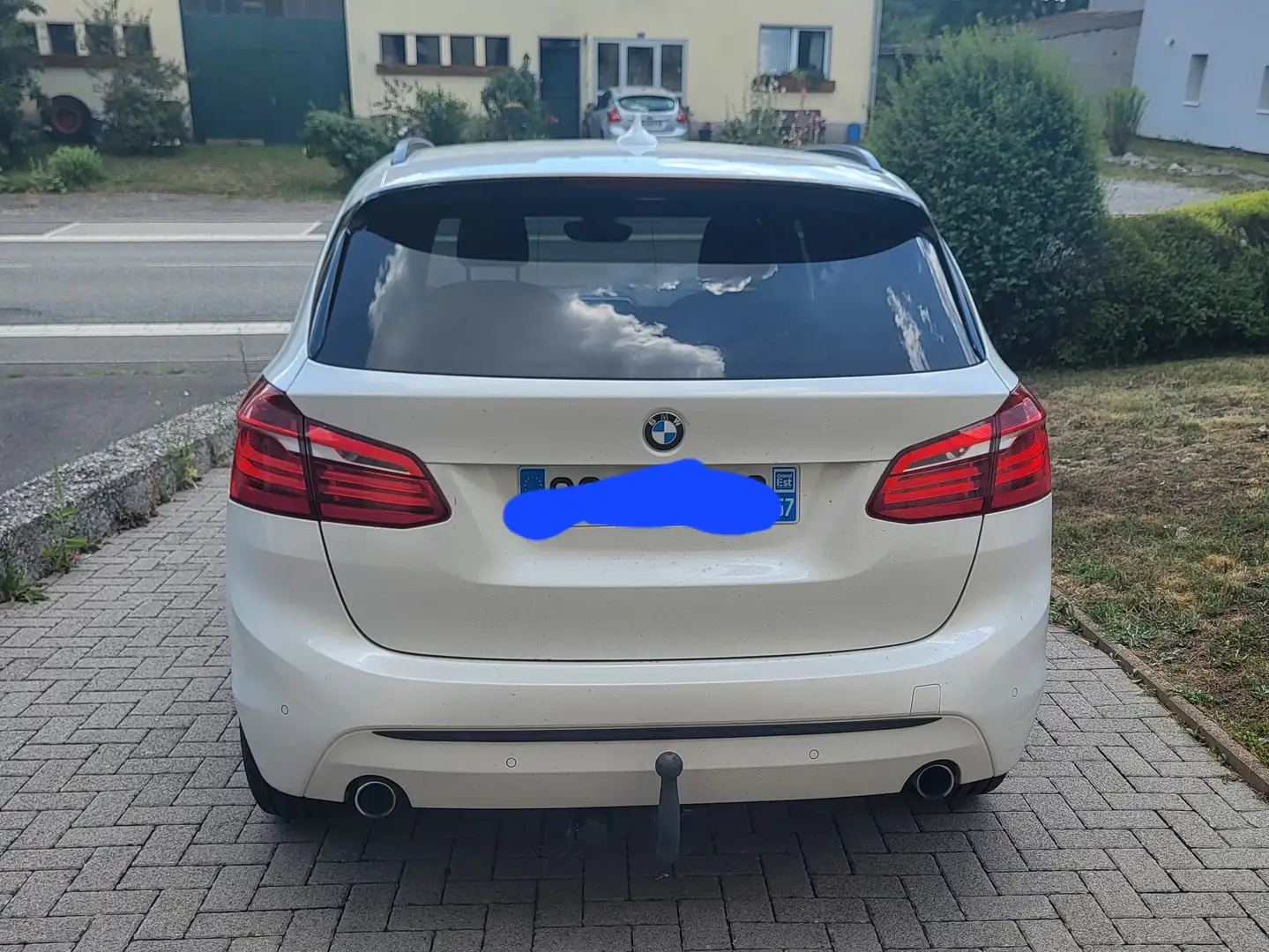 BMW 220 Active Tourer 220d 190 ch BVA8 Sport Blanc - 1