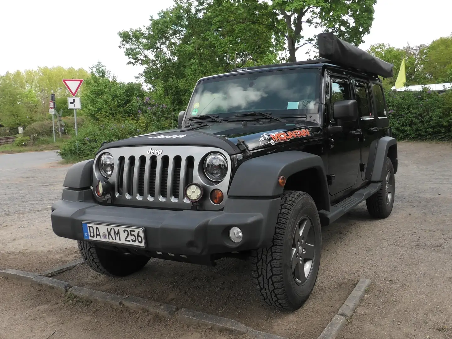 Jeep Wrangler Wrangler Unlimited Hard-Top 2.8 CRD DPF Automatik Schwarz - 2