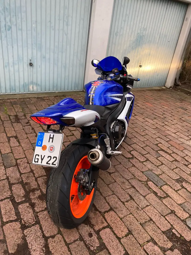 Suzuki GSR 750 Blauw - 2