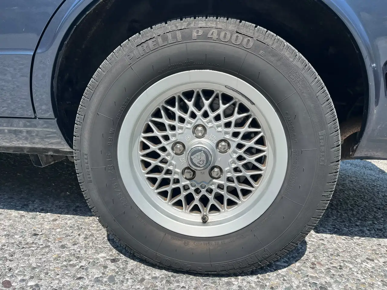 Jaguar XJ6 4.0 XJ40, foto 4
