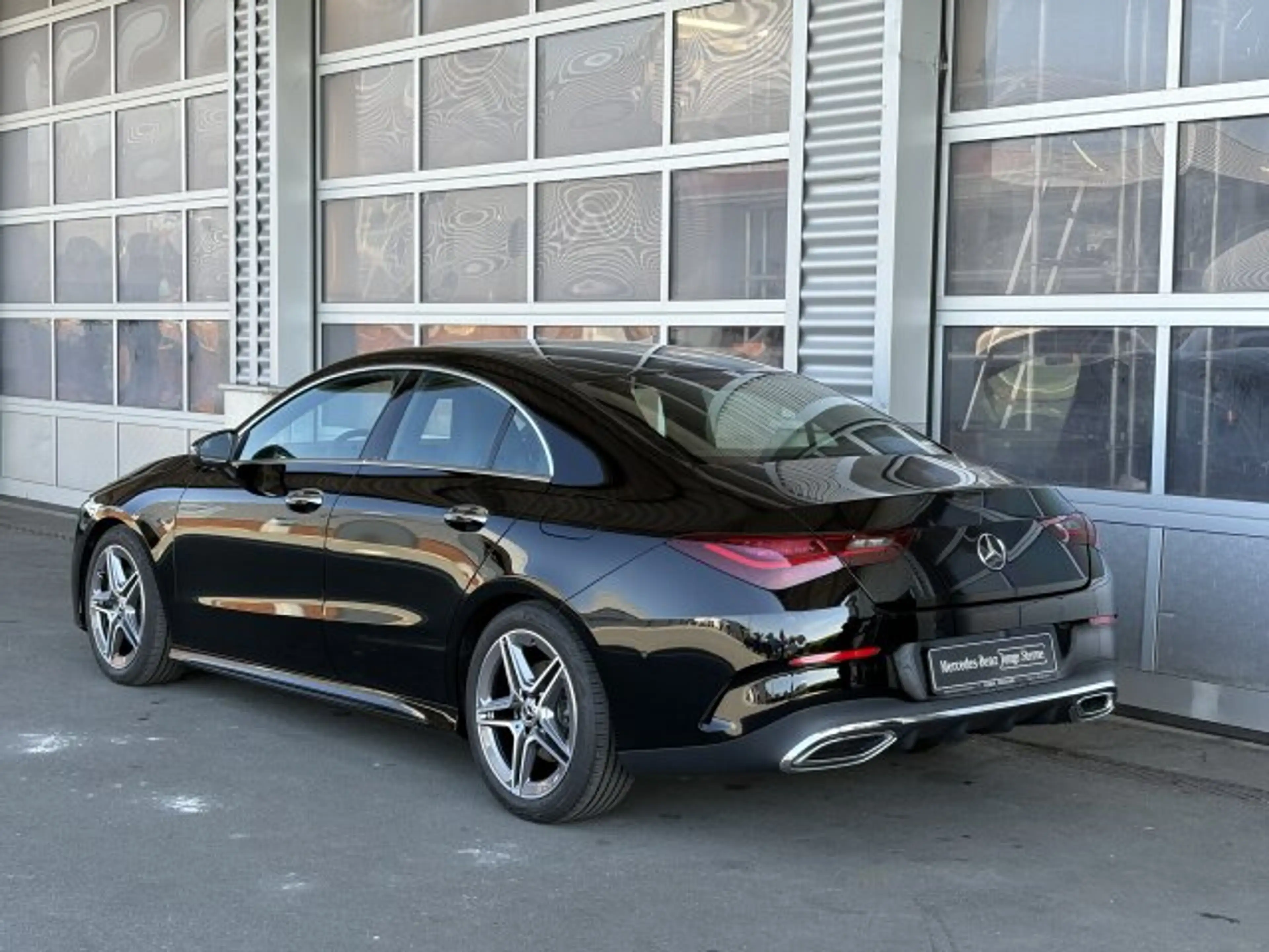 Mercedes-Benz CLA 200 CLA 200 Coupé AMG Line LED Navi Keyless-Go Kam — photo 4