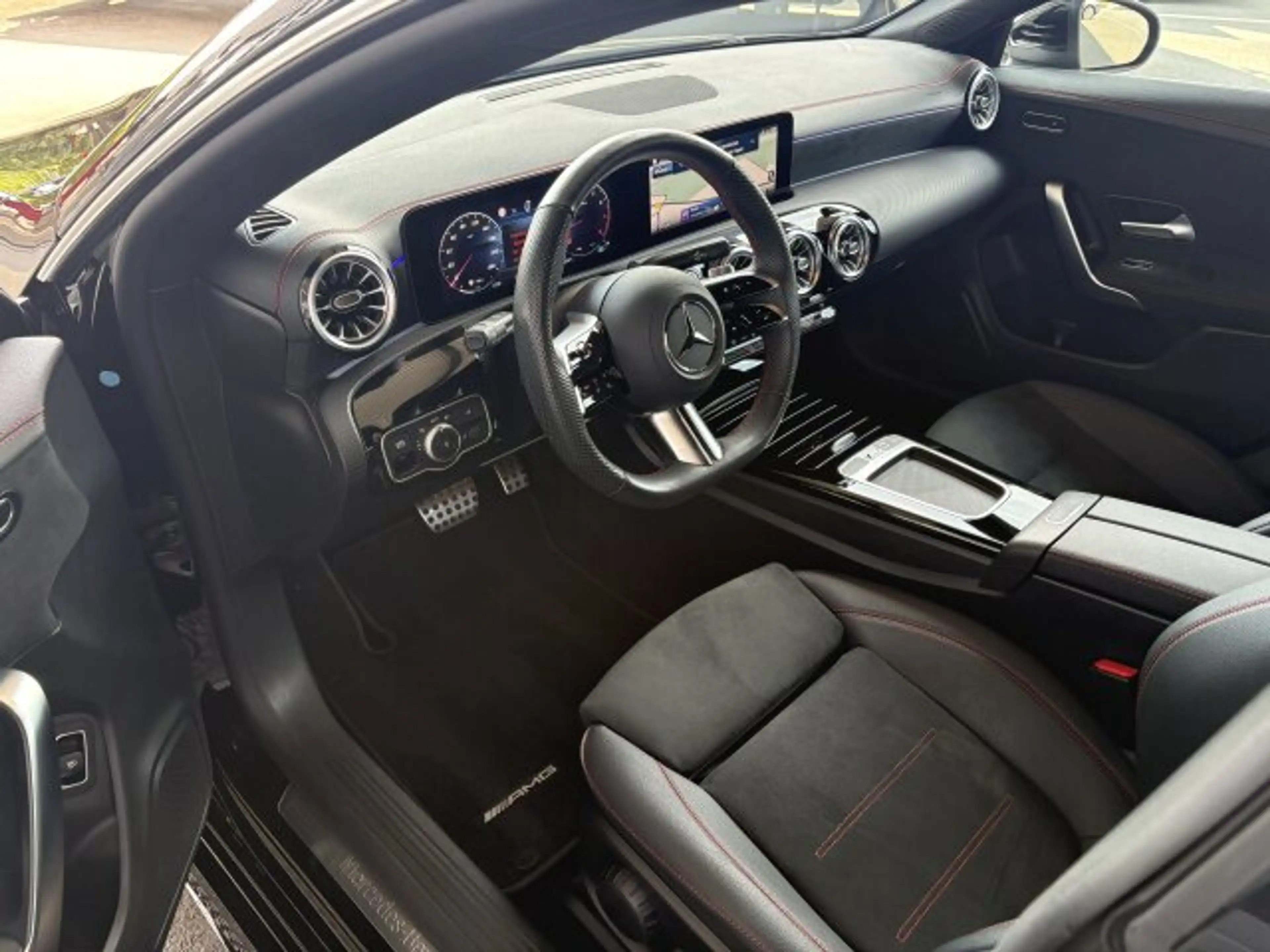 Mercedes-Benz CLA 200 CLA 200 Coupé AMG Line LED Navi Keyless-Go Kam — photo 10