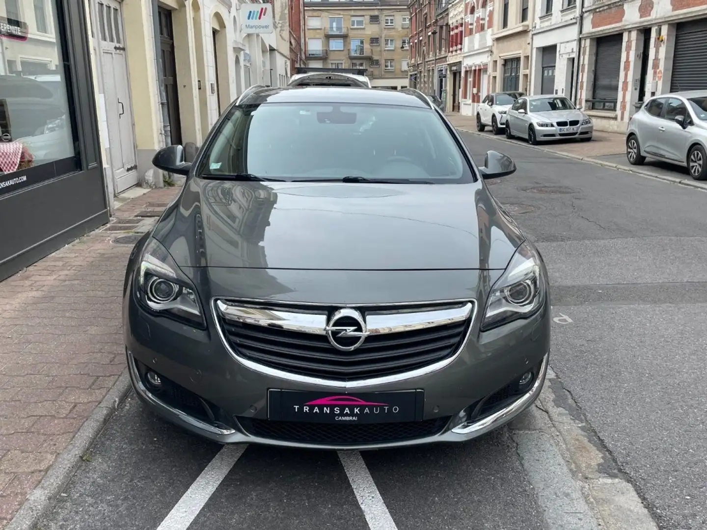 Opel Insignia 2.0 CDTI 170 ch Elite / CARPLAY / SIEGES CHAUFFANTS VENTILES / VOLANT CHAUFFANT Gris - 2