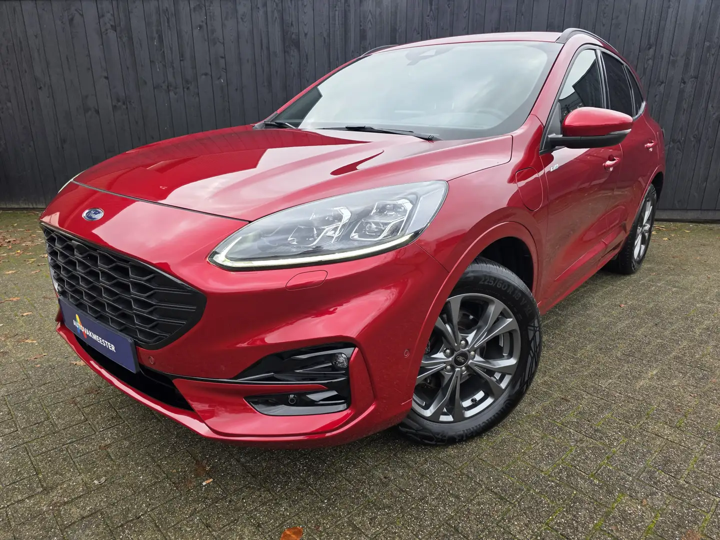 Ford Kuga 2.5 PHEV ST-Line X Rouge - 1