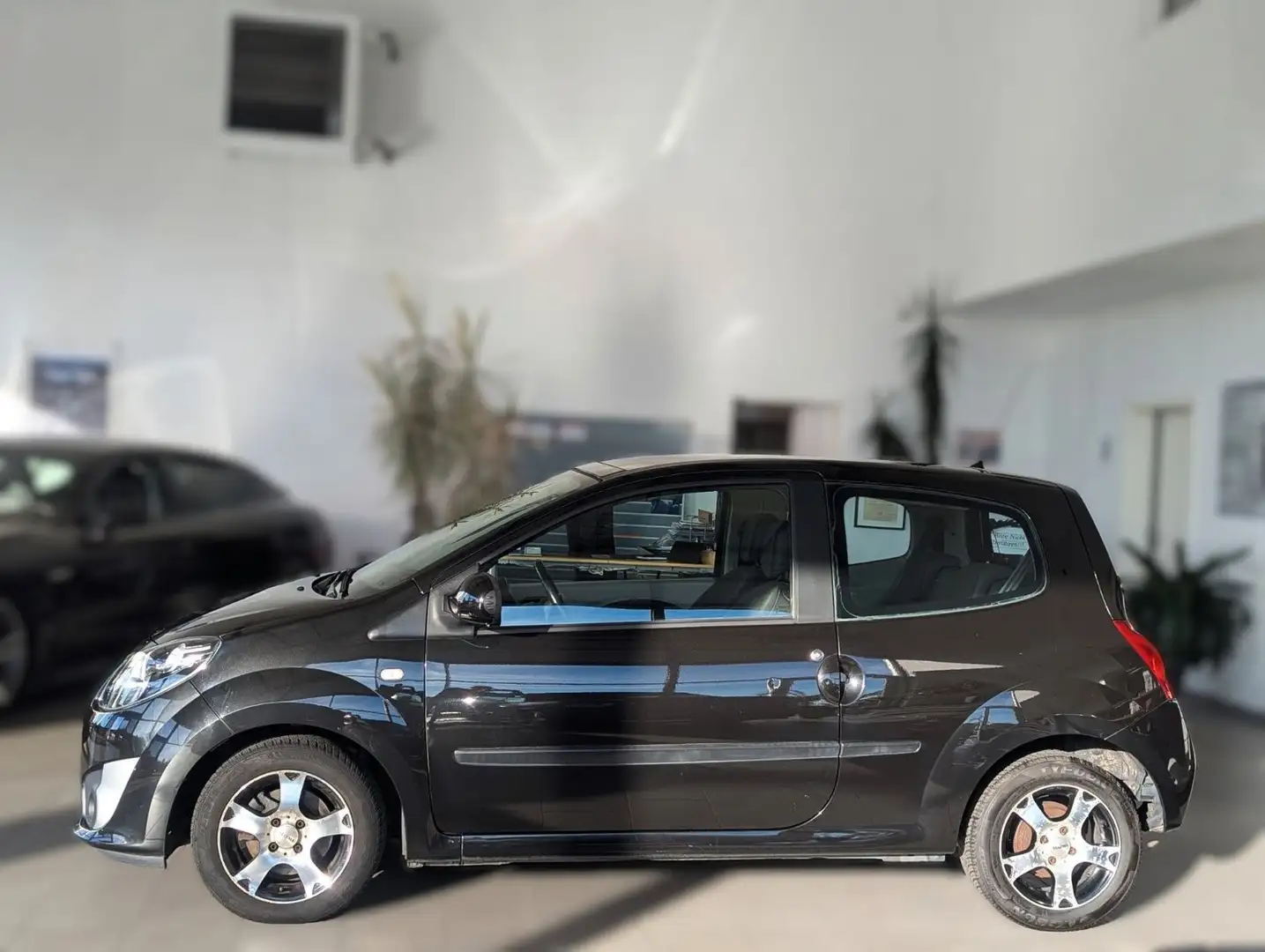 Renault Twingo 1.5 dCi Dynamique /Pano /TÜV 27 /Alu Schwarz - 2
