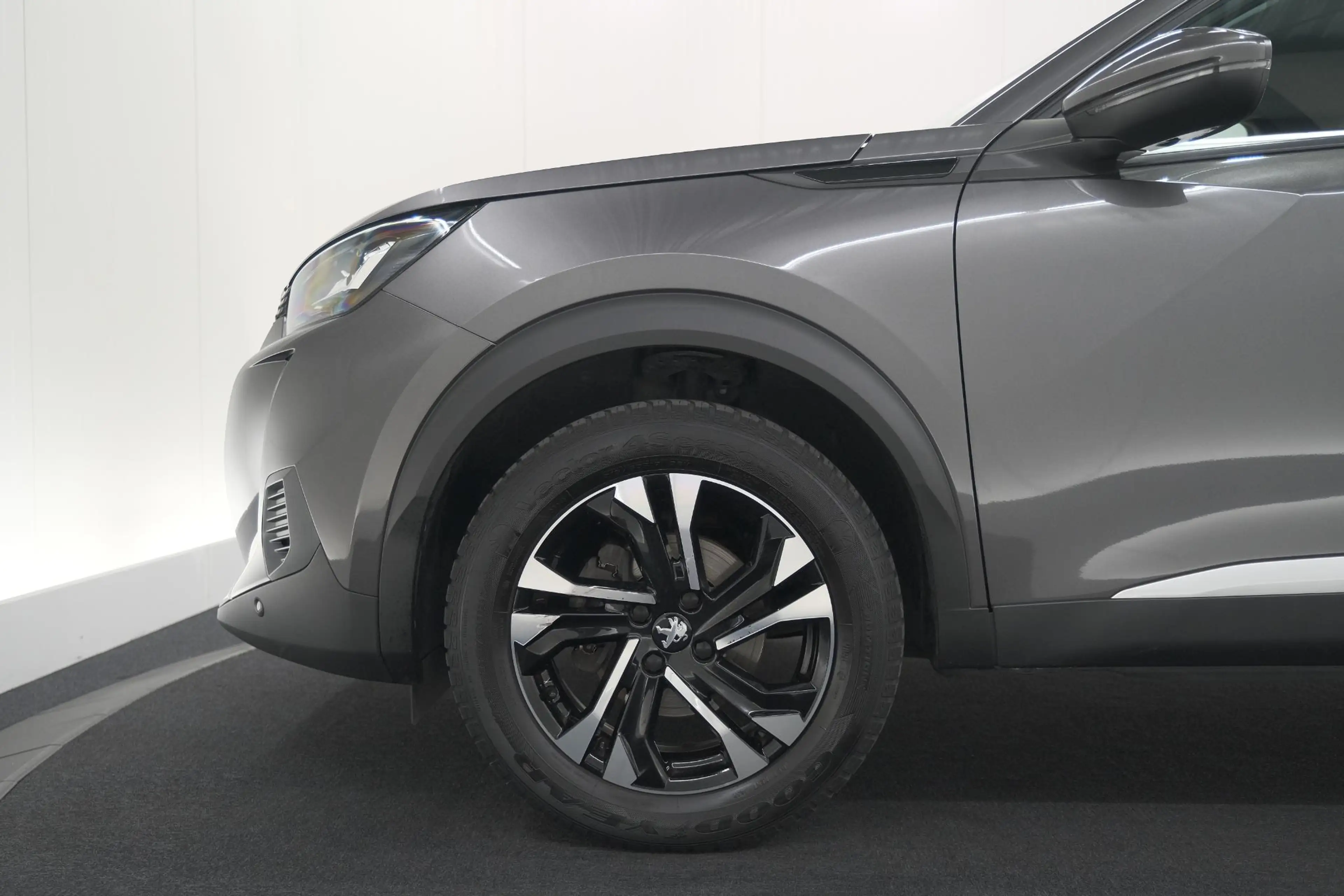 Peugeot 2008 PureTech 130 Allure | Camera | Stoelverwarming | A — photo 11