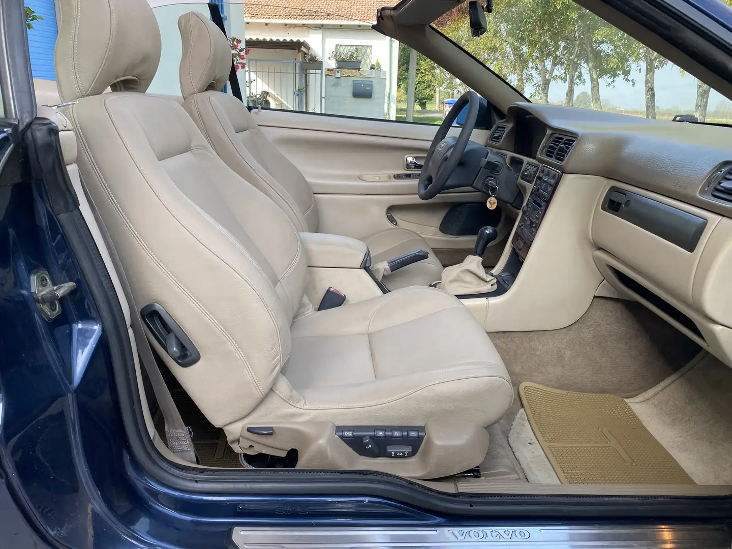 Volvo C70 Cabrio 2.3 240cv - 1