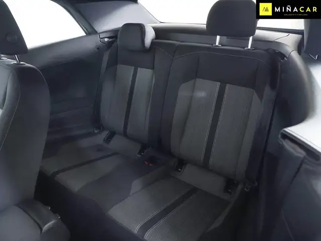 Volkswagen T-Roc view 7