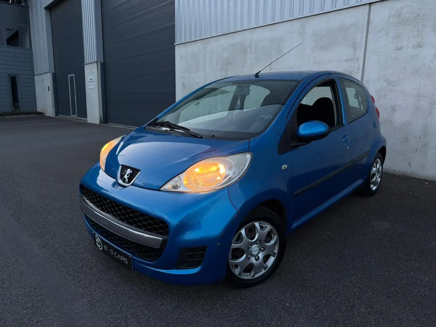 Peugeot 107 107 1.0i Trendy Bleu - 1