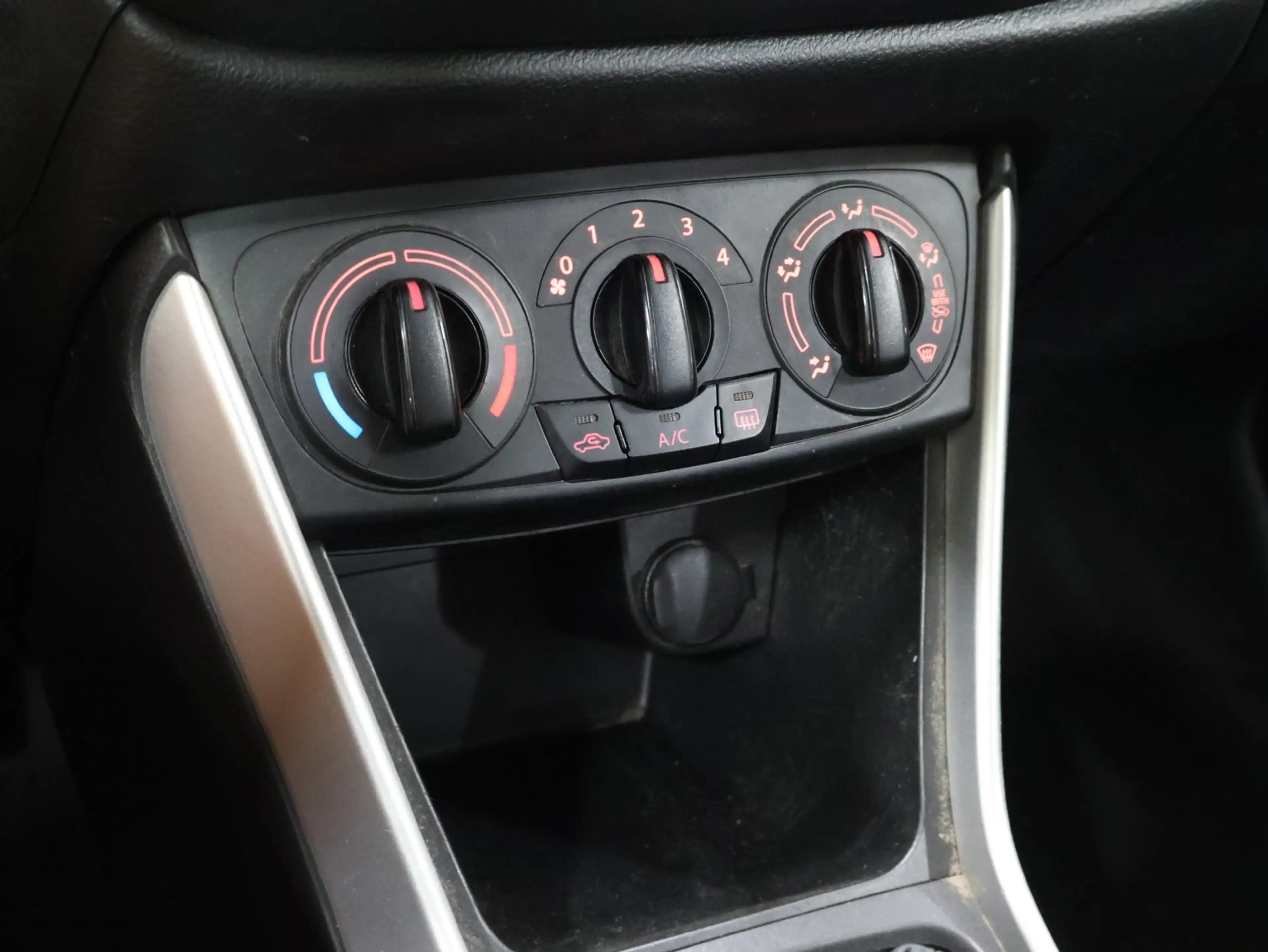 Suzuki SX4 S-Cross 1.0 Boosterjet Comfort - Cruise - Bluetooth — photo 15