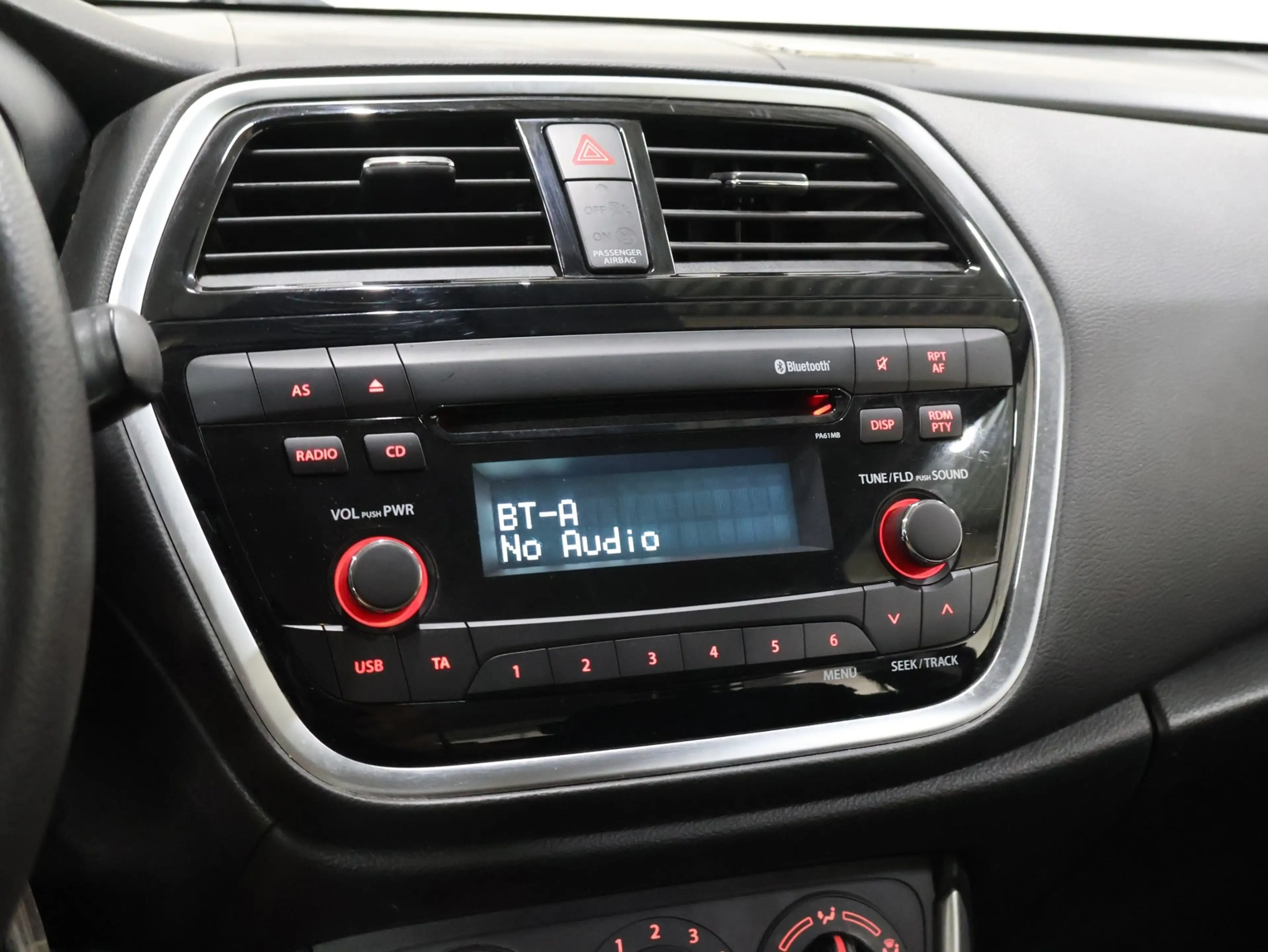Suzuki SX4 S-Cross 1.0 Boosterjet Comfort - Cruise - Bluetooth — photo 14
