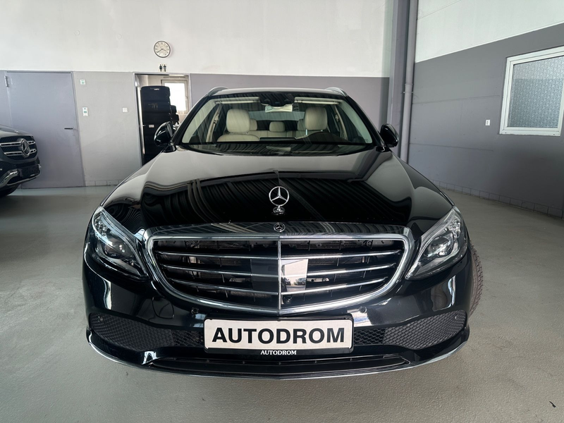 Mercedes-Benz C 400 T 4Matic 360°/Burmester/Pano — photo 2