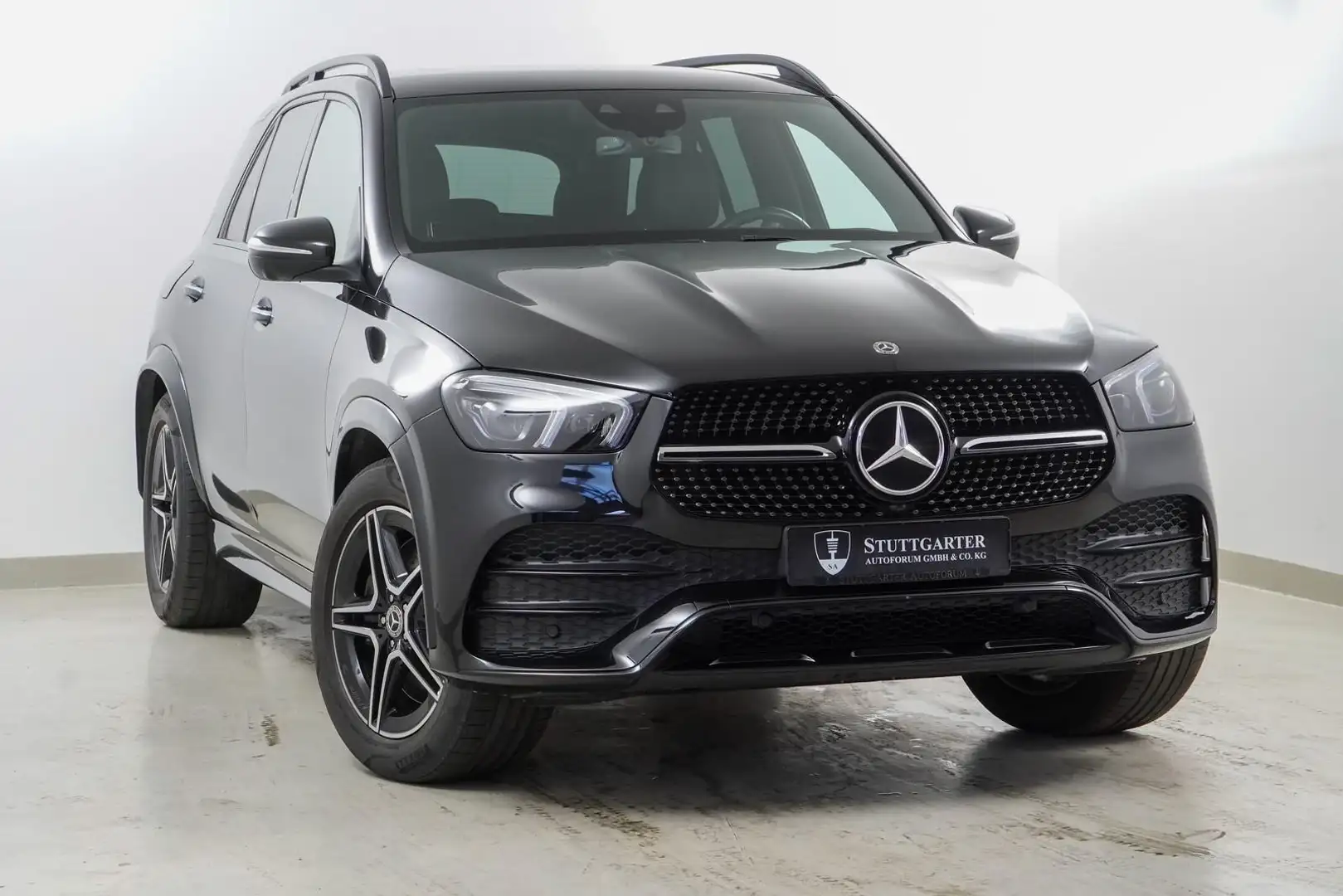 Mercedes-Benz GLE 450 4M AMG Line Night AHK Airmatic 360K Keyl Schwarz - 1