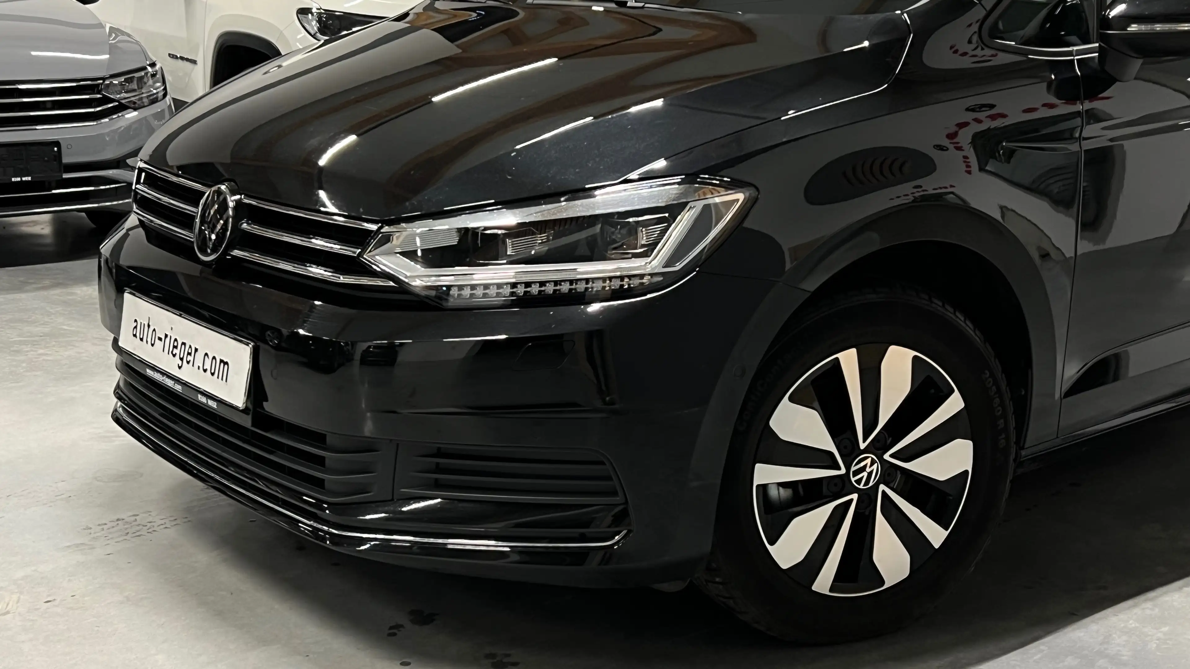 Volkswagen Touran Comfortline 2,0 TDI DSG ACC, IQ-LED, AHK — photo 5