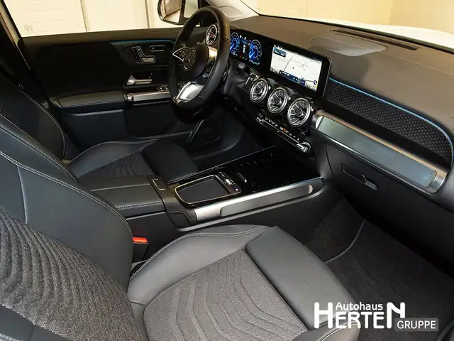 Mercedes-Benz Eqb view 6