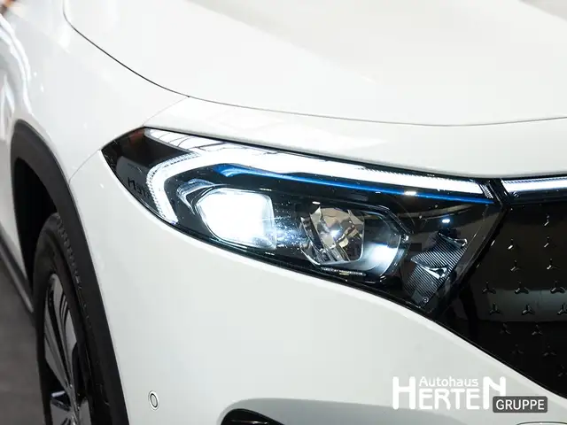 Mercedes-Benz Eqb view 13
