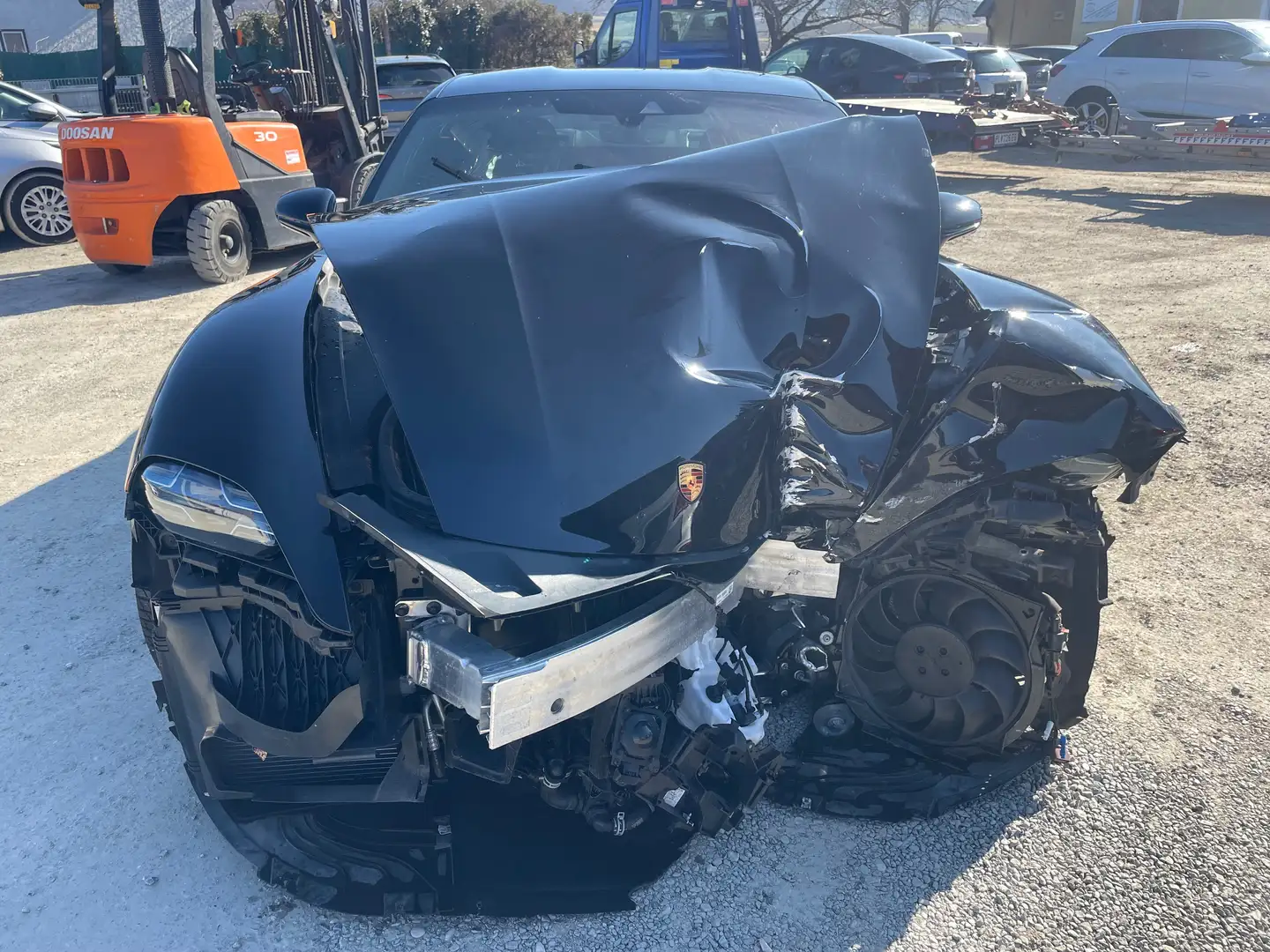 Porsche Taycan 94 Kwh Leder Navigation Keramik 21 Zoll MwSt - 2