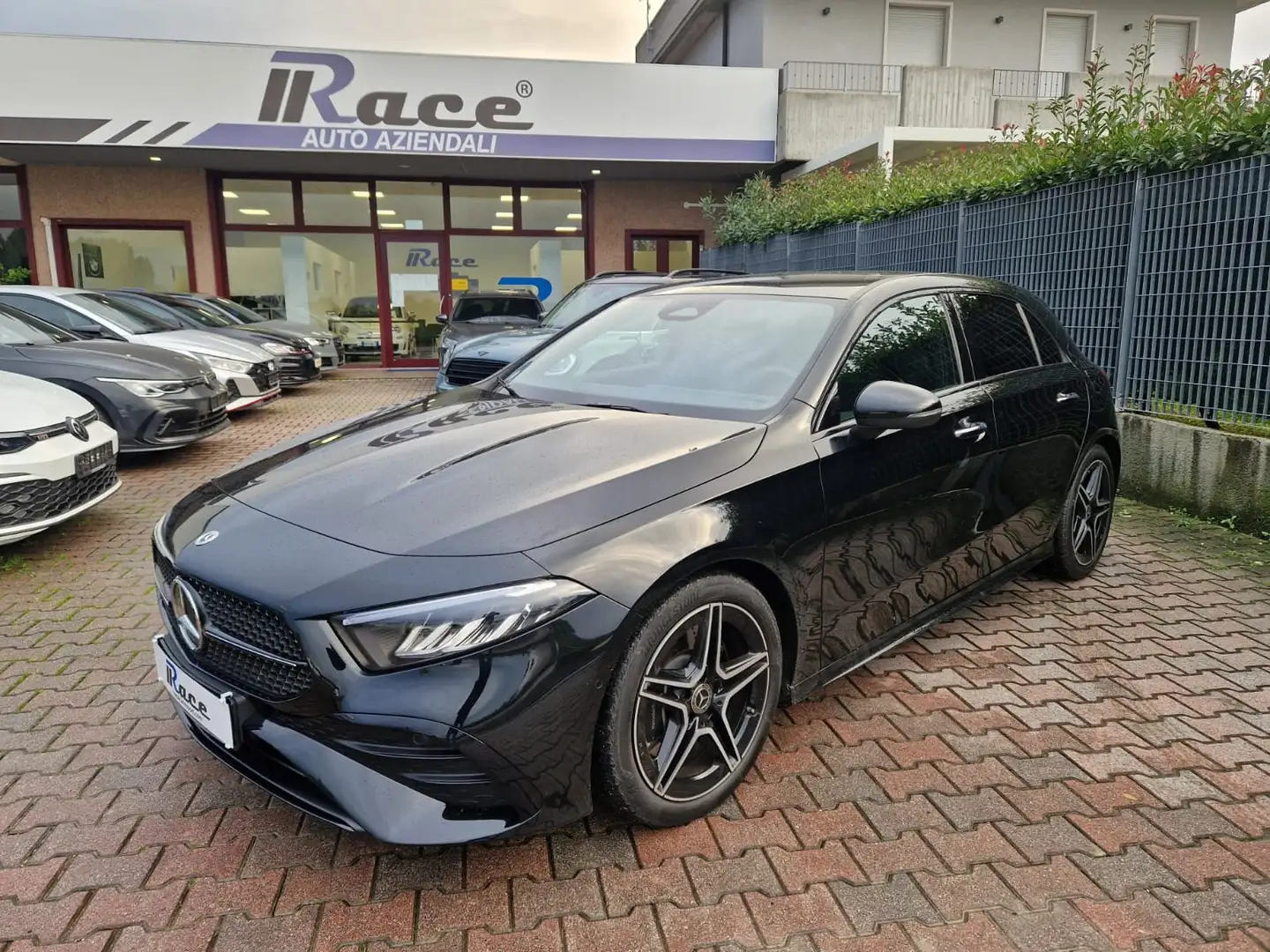Mercedes-Benz A 200 Premium AMG RESTYLING VARI COLORI E ALLESTIMENTI Nero - 1