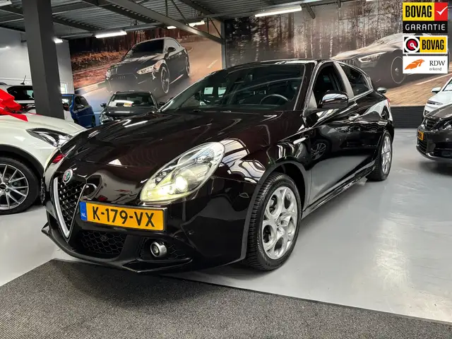 Alfa Romeo Giulietta 1.4 Turbo MultiAir Business Super / Navigatie