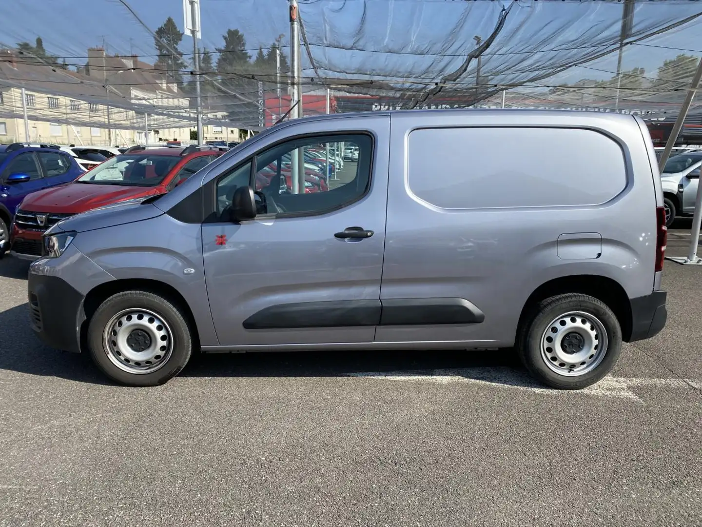 Peugeot Partner PARTNER M 4x4 1.5 BlueHDi S\u0026S 130 DANGEL 2T Grijs - 2