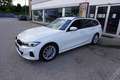 BMW 318 d Touring Aut. *LED*AHK*HUD*LEDER* Weiß - thumbnail 2