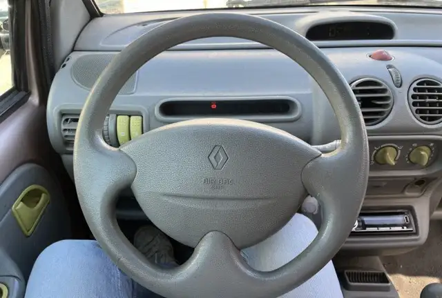 Renault Twingo view 15