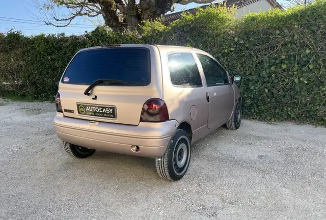 Renault Twingo view 5