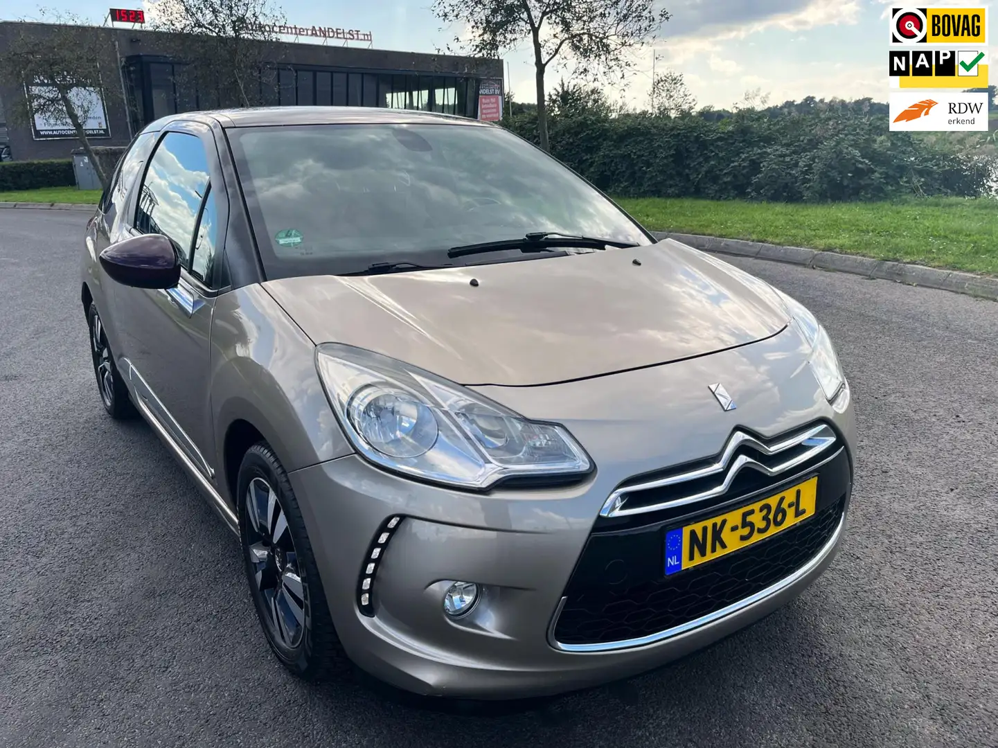 Citroen DS3 1.6 VTi So Chic, Automaat, Pdc, Leder, Stoelverw, Jaune - 1