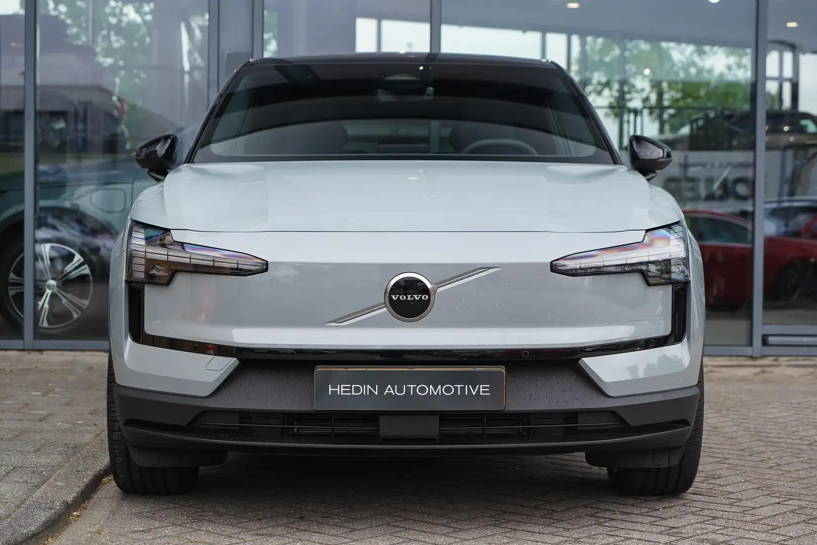 Volvo EX30 Single Motor Extended Range Plus 69 kWh | Automaat Gris - 2