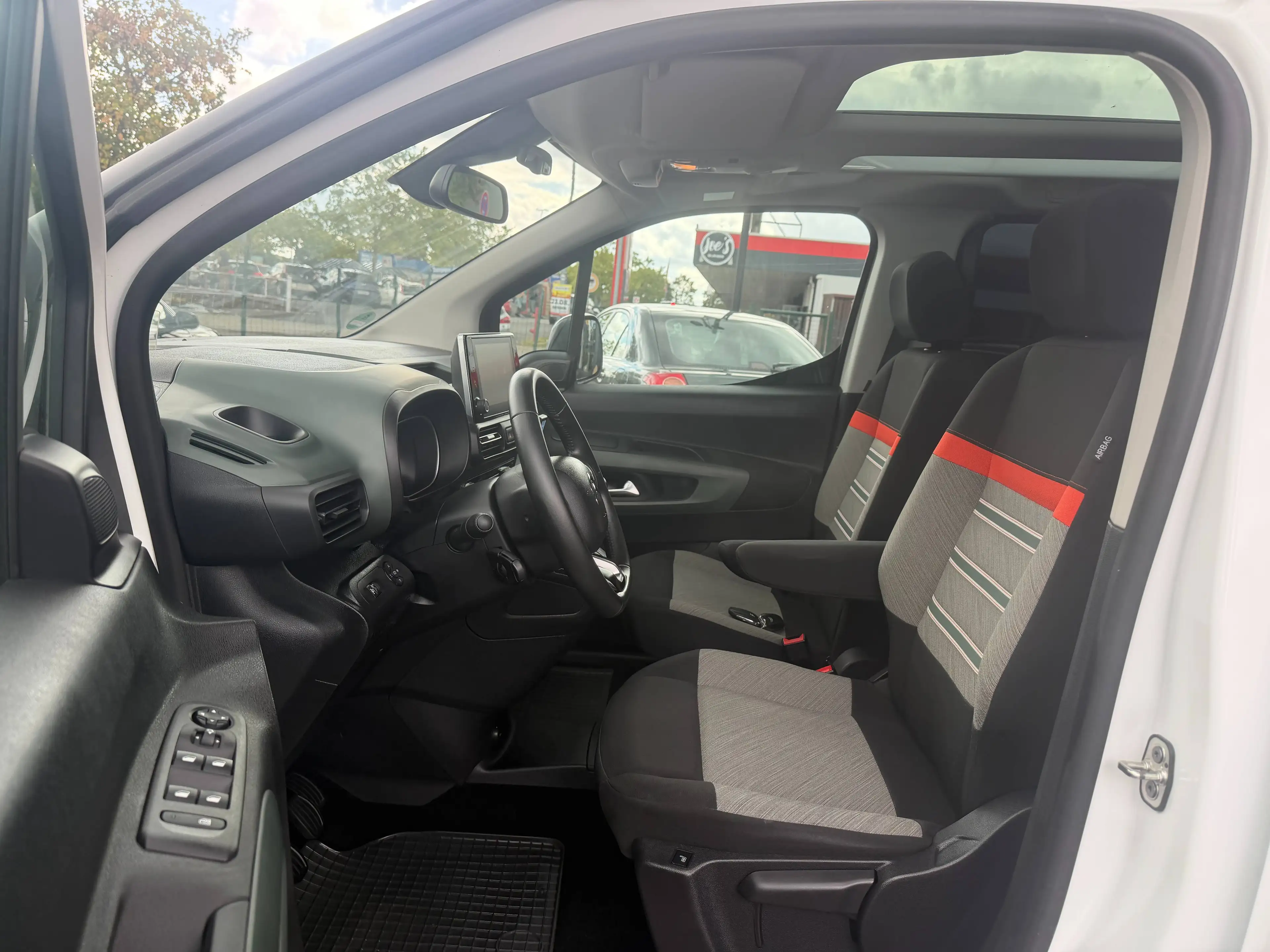 Citroen Berlingo XTR BlueHDi 130 |Vollausstattung|Scheckheft/LED/Navi/Kamera/Head up/Panoramadach — photo 20