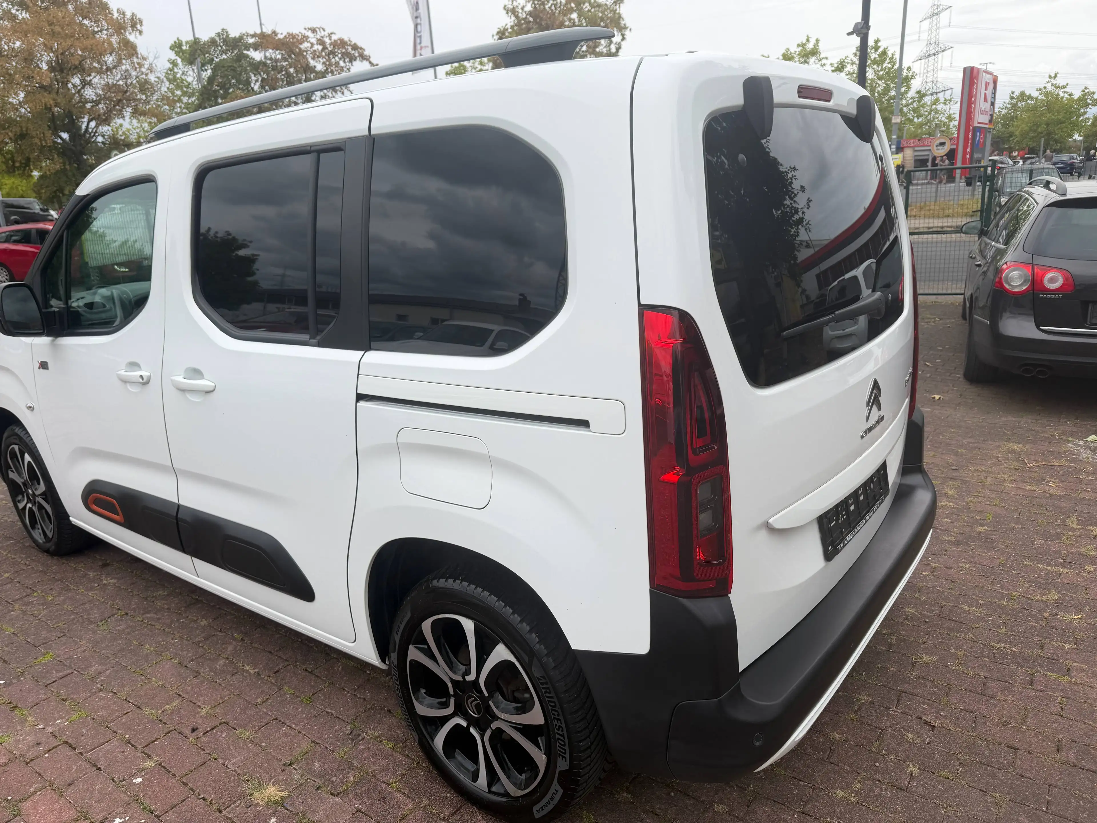 Citroen Berlingo XTR BlueHDi 130 |Vollausstattung|Scheckheft/LED/Navi/Kamera/Head up/Panoramadach — photo 13