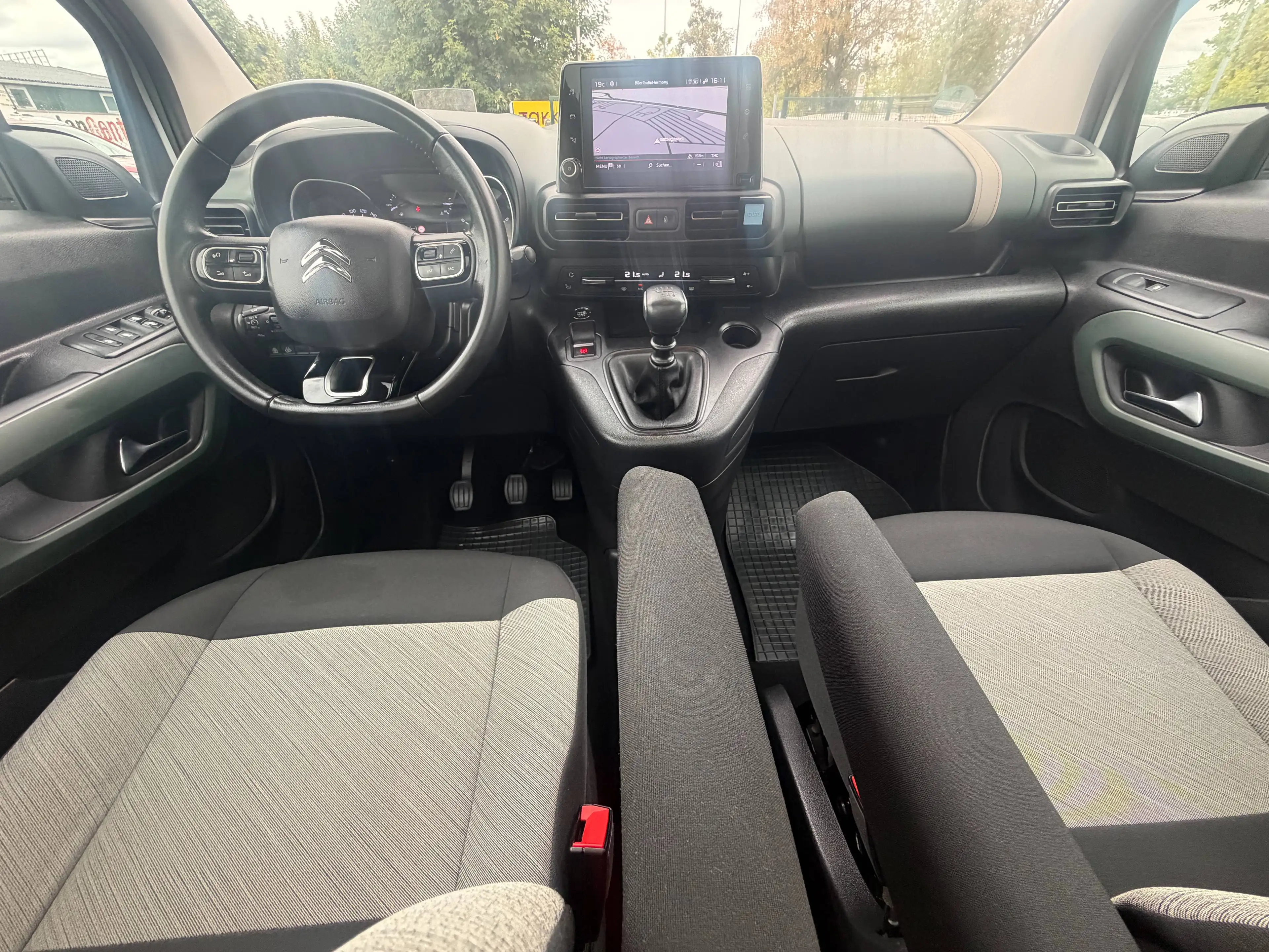 Citroen Berlingo XTR BlueHDi 130 |Vollausstattung|Scheckheft/LED/Navi/Kamera/Head up/Panoramadach — photo 33