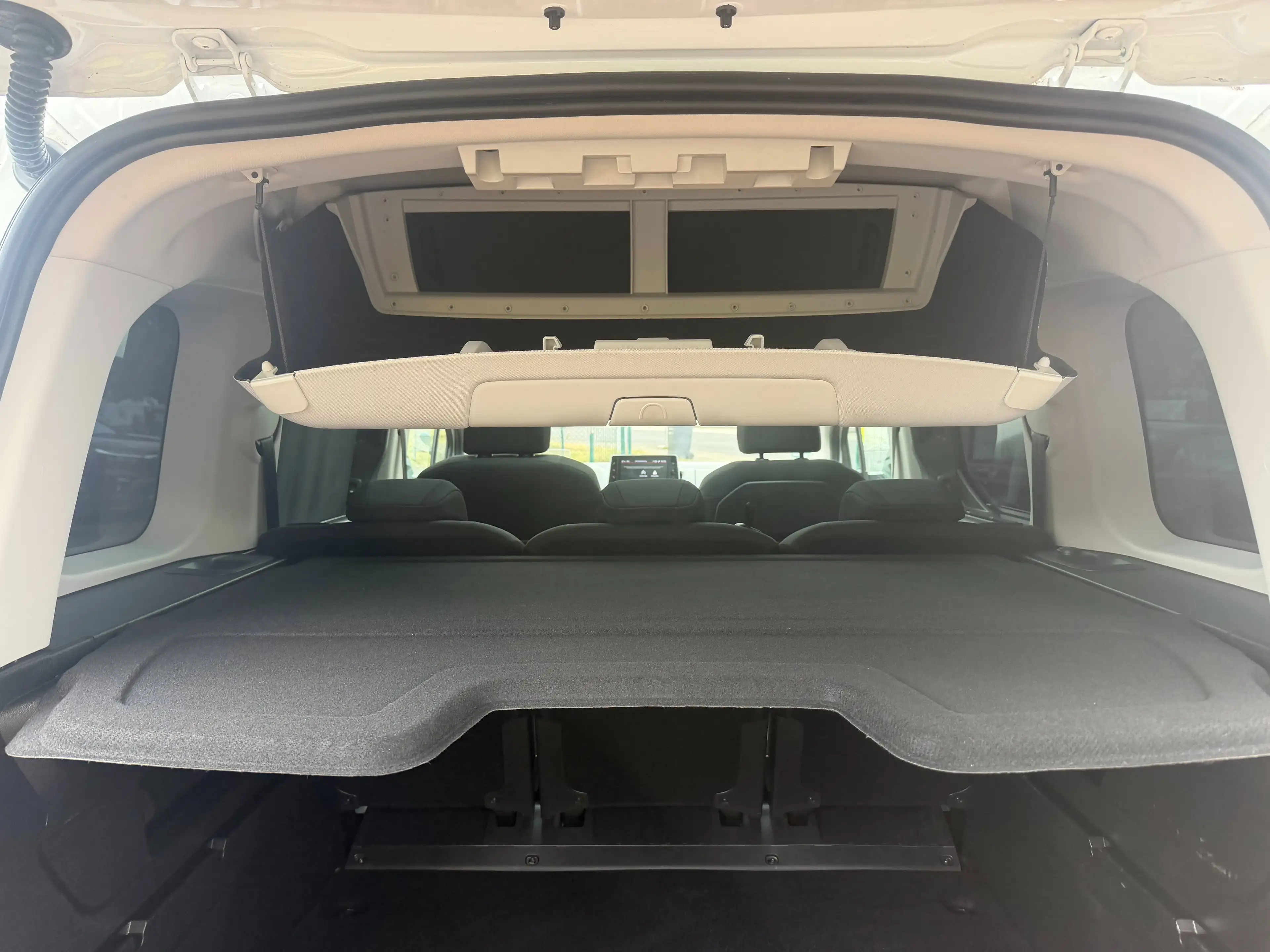 Citroen Berlingo XTR BlueHDi 130 |Vollausstattung|Scheckheft/LED/Navi/Kamera/Head up/Panoramadach — photo 16