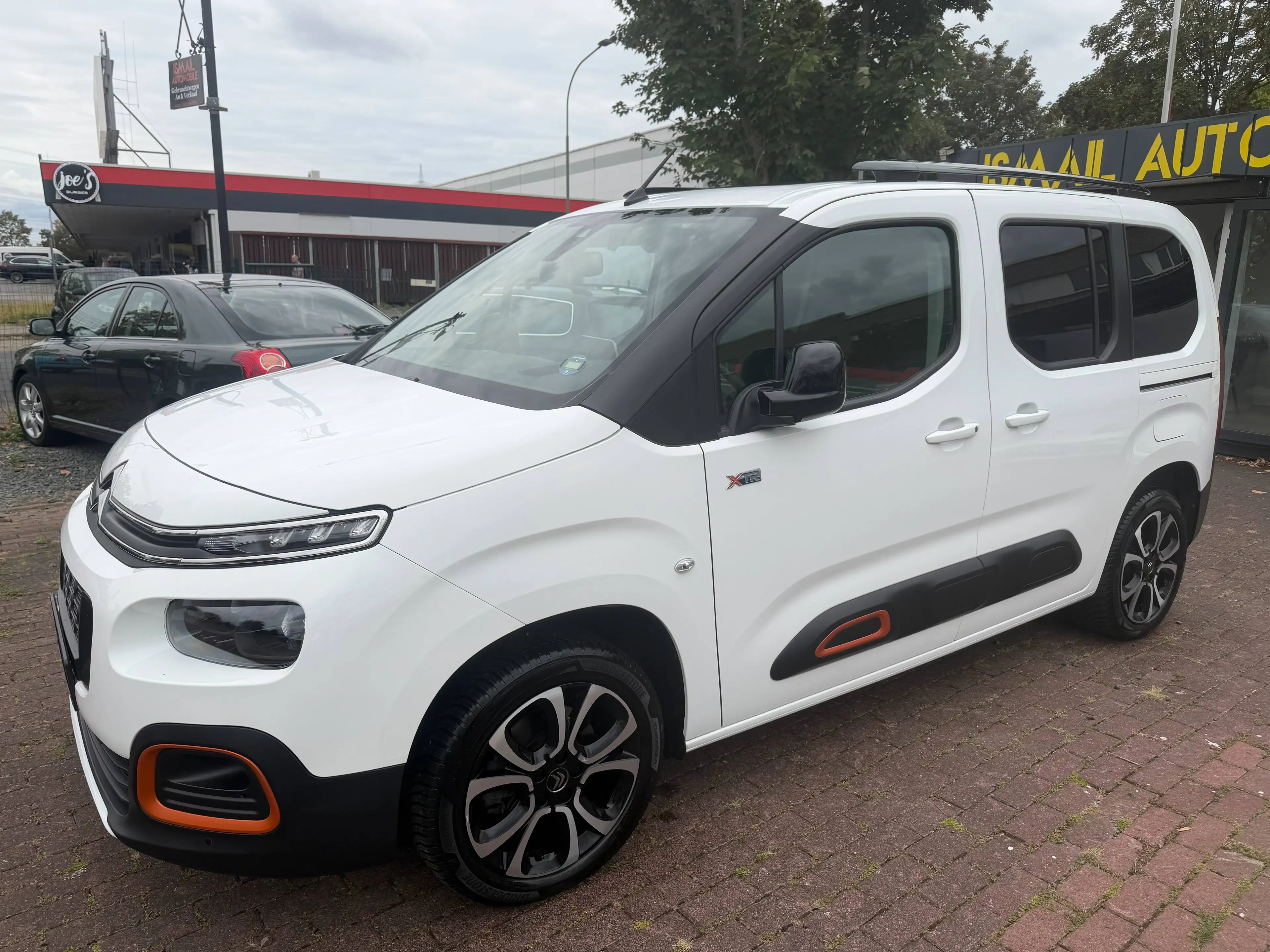 Citroen Berlingo XTR BlueHDi 130 |Vollausstattung|Scheckheft/LED/Navi/Kamera/Head up/Panoramadach — photo 5