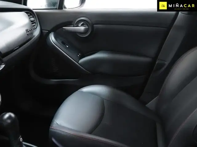 Fiat 500X view 23