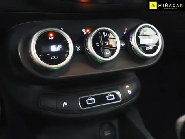 Fiat 500X view 17