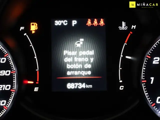 Fiat 500X view 9