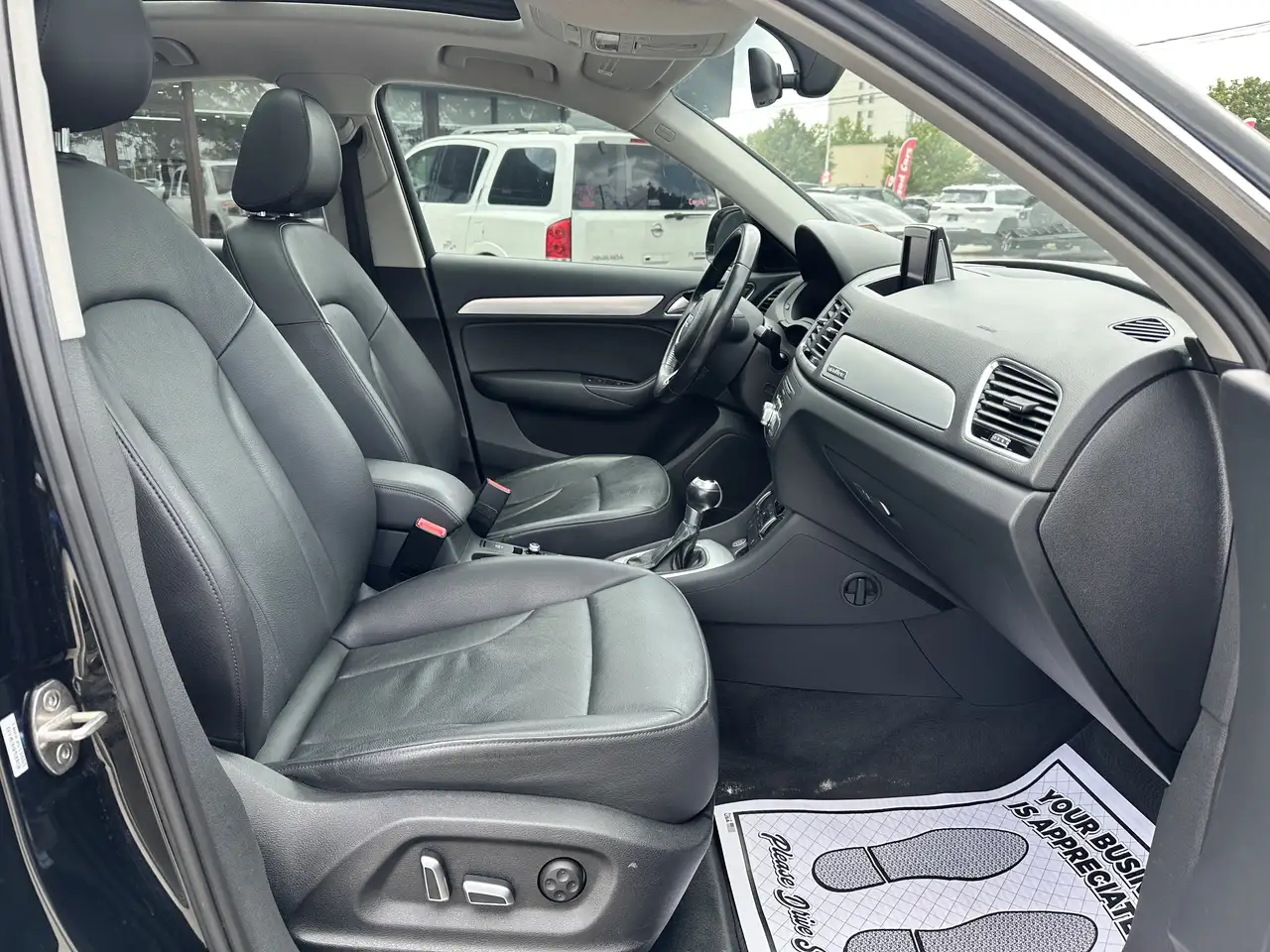 Audi Q3 fotografie Audi Q3