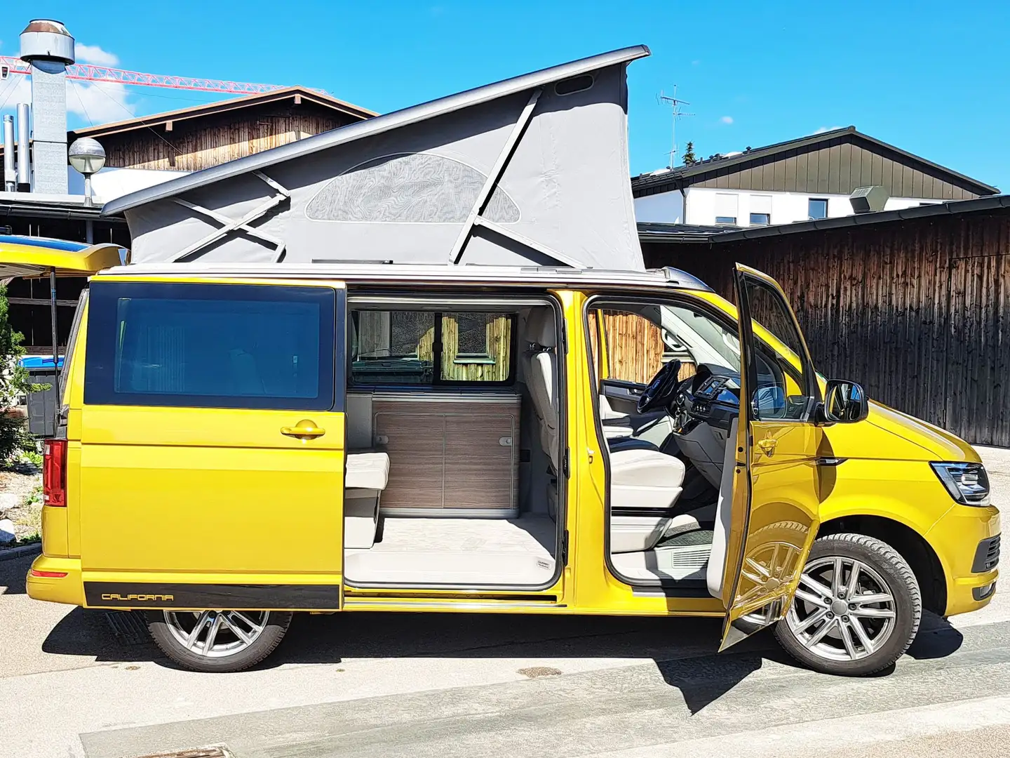 Volkswagen T6 California California DSG Coast/Ocean „30 Years“ Sondered - 1