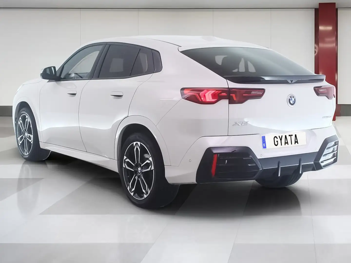 BMW X2 sDrive 18dA Blanco - 2