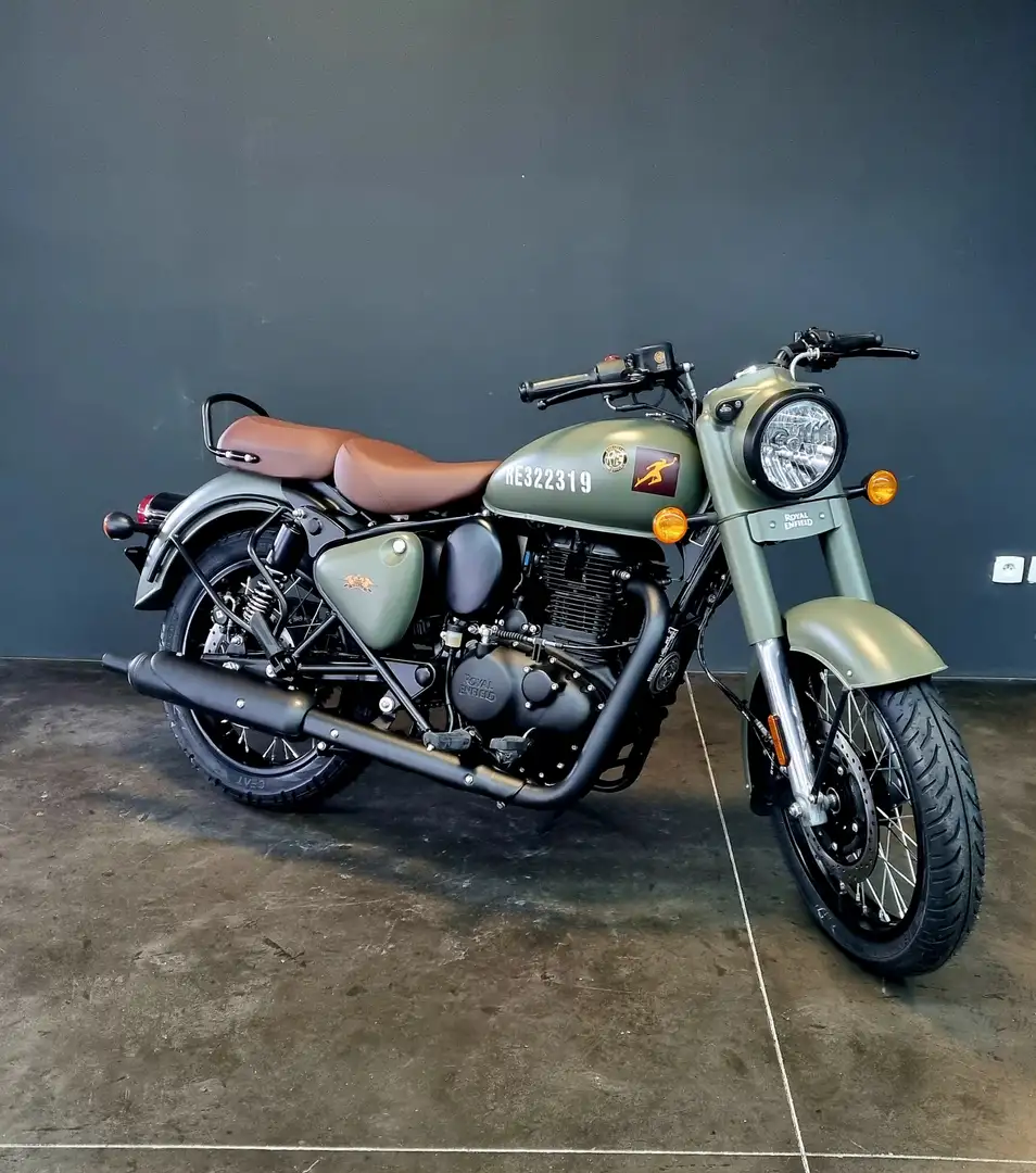 Royal Enfield Classic - 1