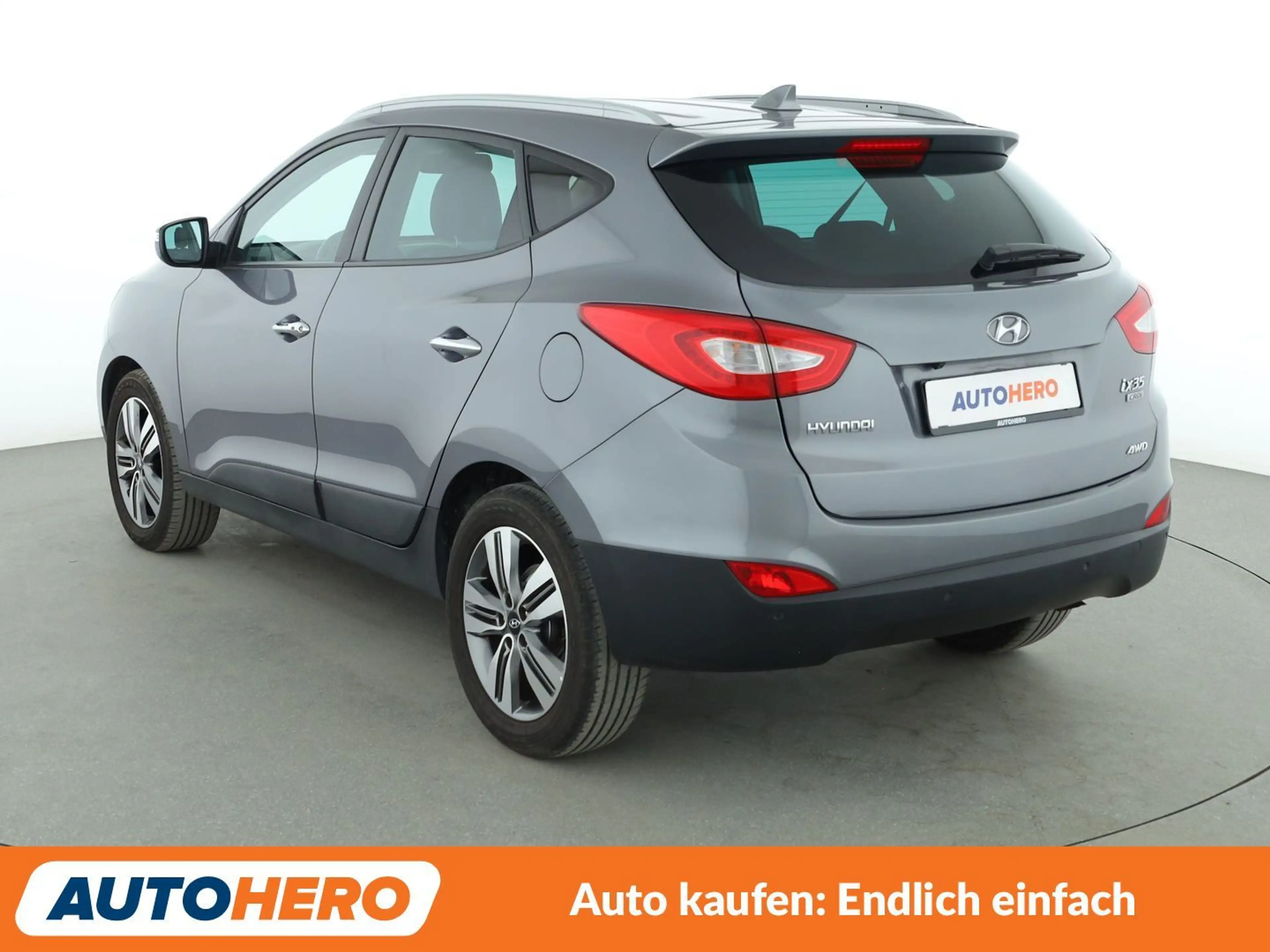 Hyundai iX35 2.0 CRDi Style AWD Aut.*NAVI*TEMPO*CAM*PDC*SHZ* — photo 4