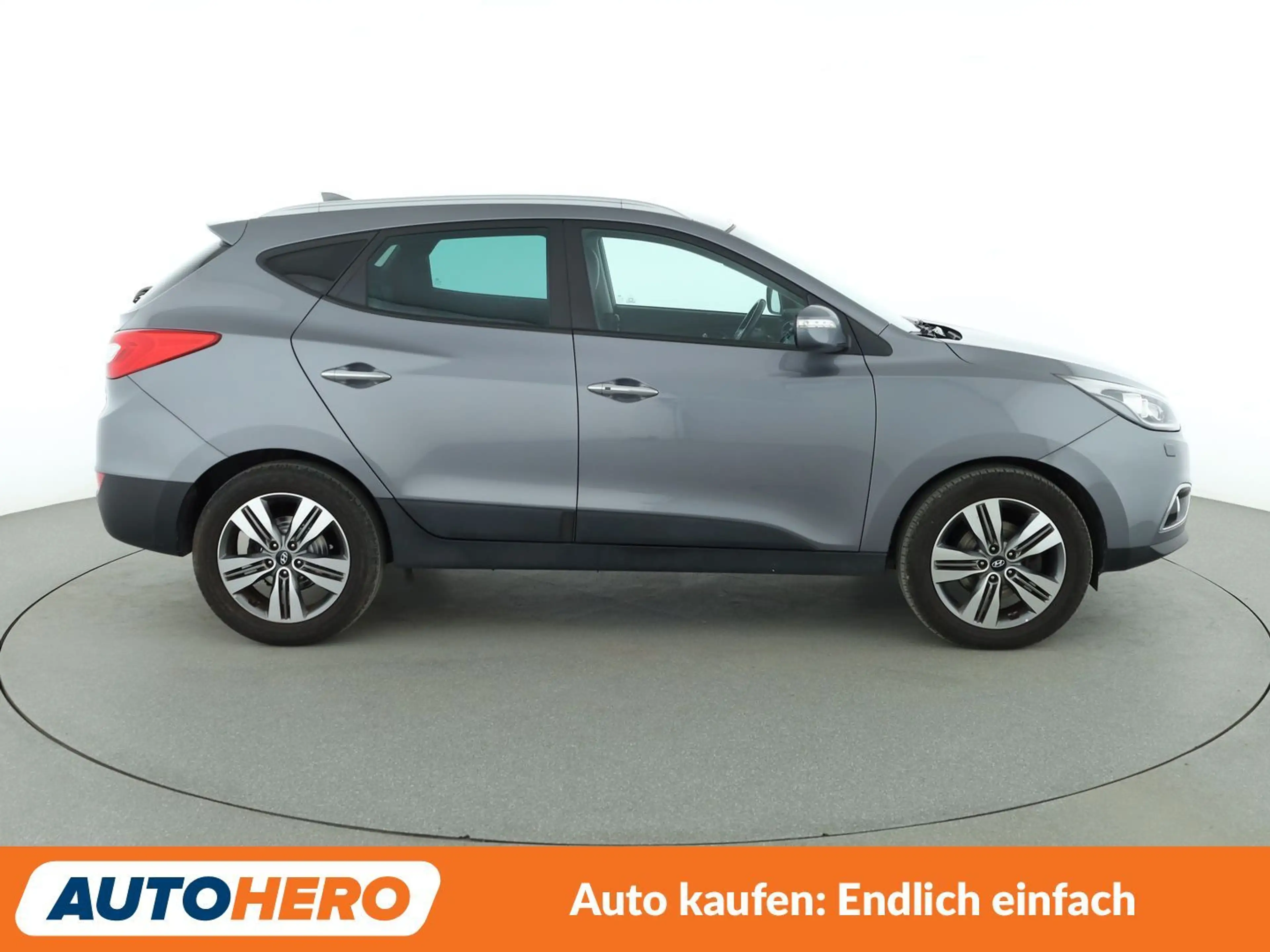 Hyundai iX35 2.0 CRDi Style AWD Aut.*NAVI*TEMPO*CAM*PDC*SHZ* — photo 7