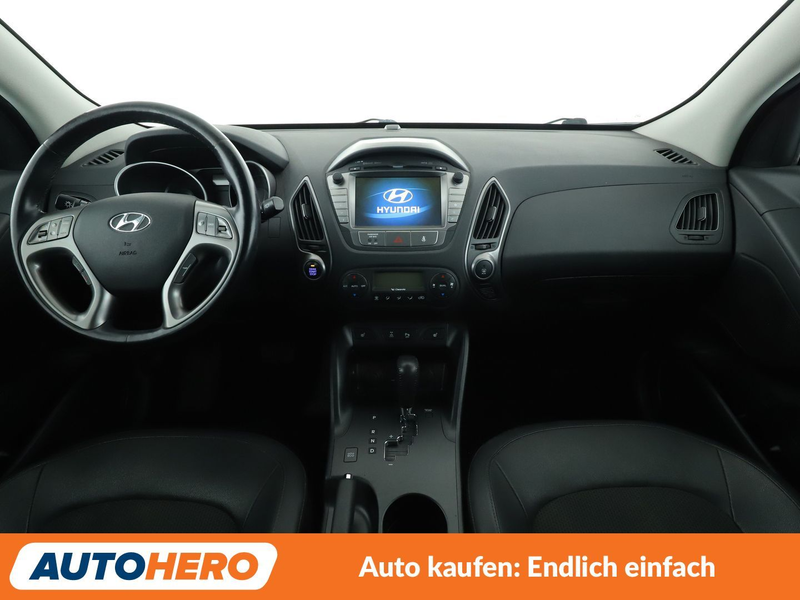 Hyundai iX35 2.0 CRDi Style AWD Aut.*NAVI*TEMPO*CAM*PDC*SHZ* — photo 12