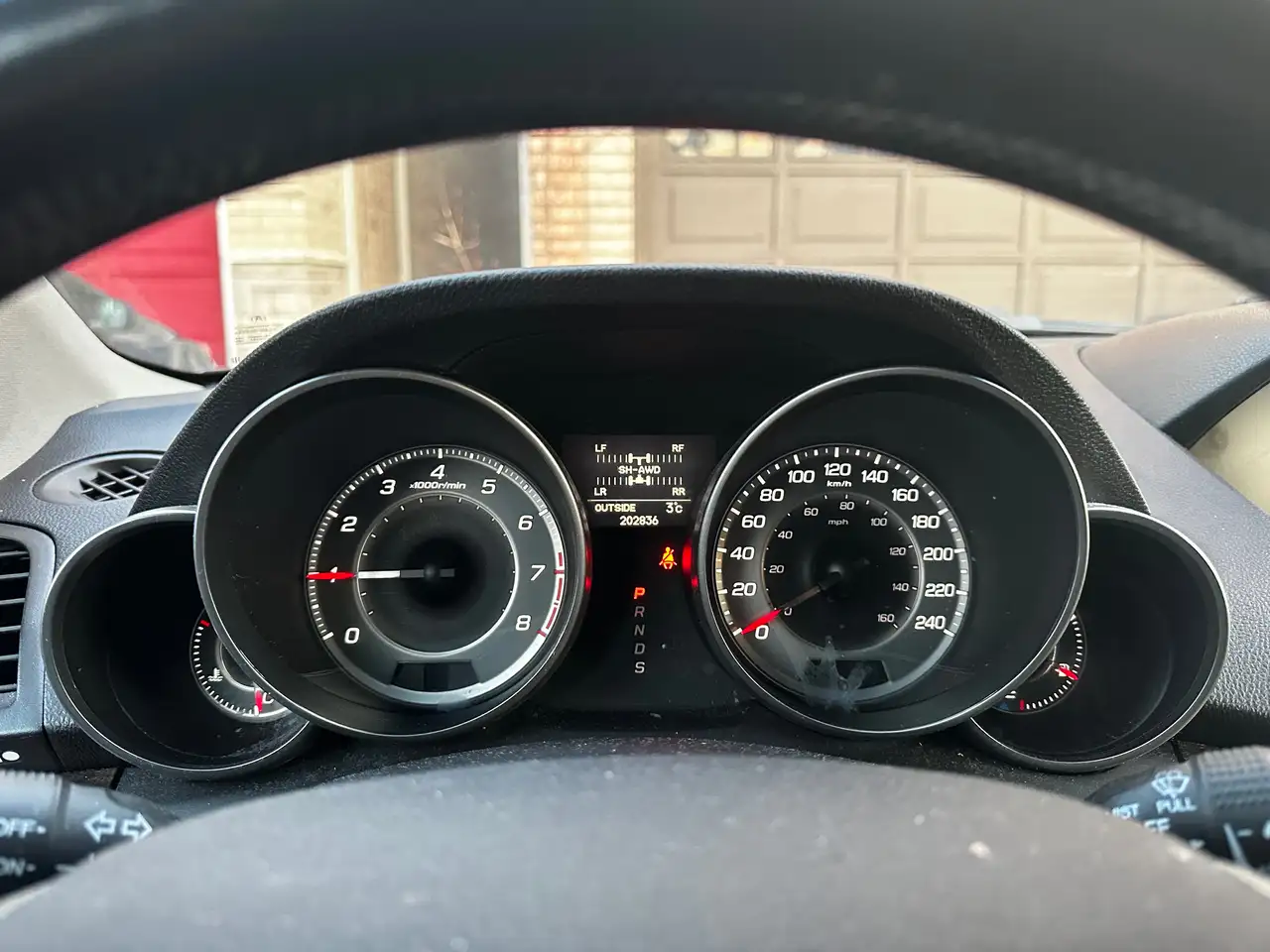 Acura MDX снимка Acura MDX