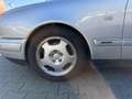 Mercedes-Benz E 230 Avantgarde Lim. Aut. 1.HAND/XENON/NAVI/GSD Plateado - thumbnail 23