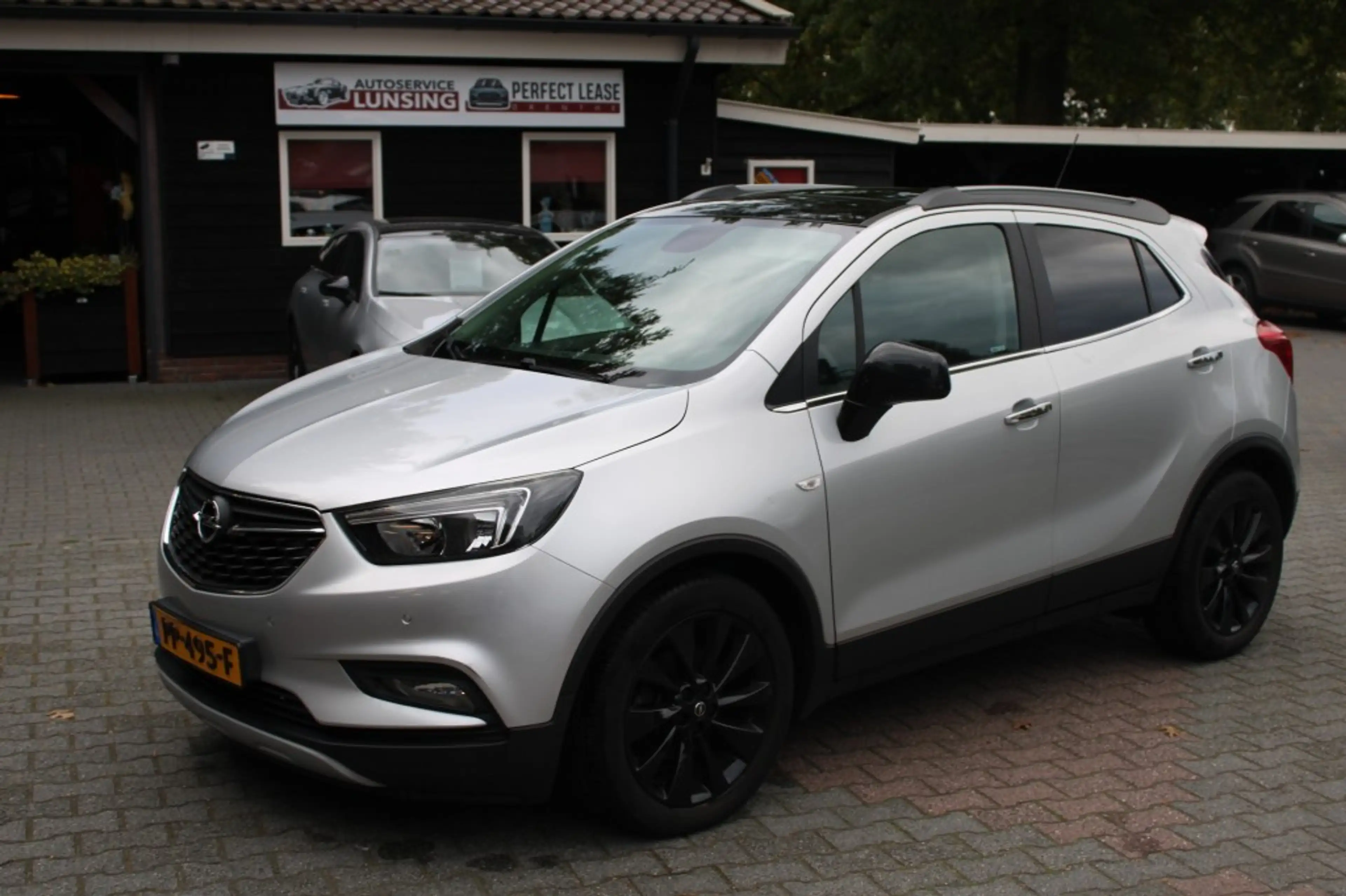 Opel Mokka 1.4 TURBO Innovation 140PK Automaat - Schuifdak na
