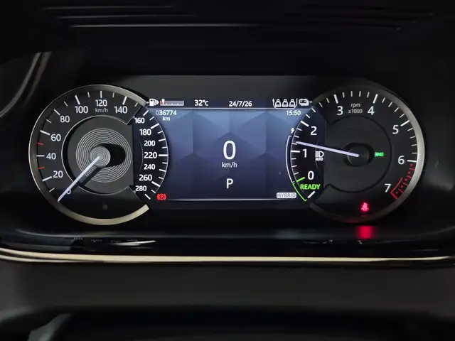 Land Rover Range Rover Evoque view 14