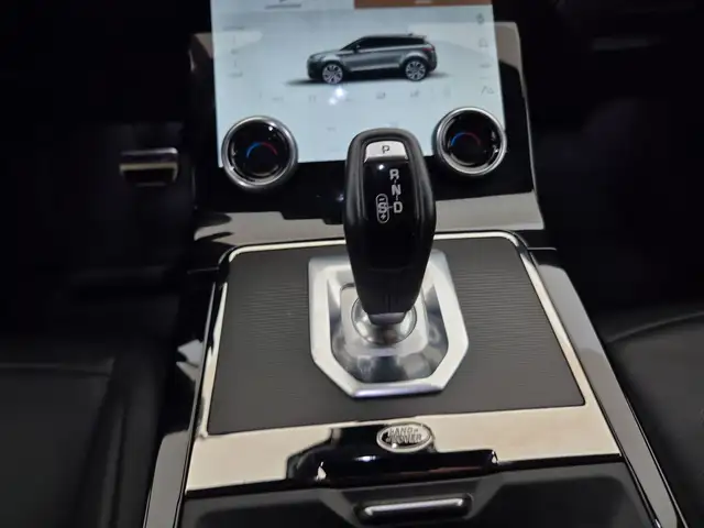 Land Rover Range Rover Evoque view 11